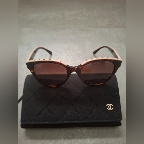 Chanel Butterfly Sunglasses 5414 main image 11